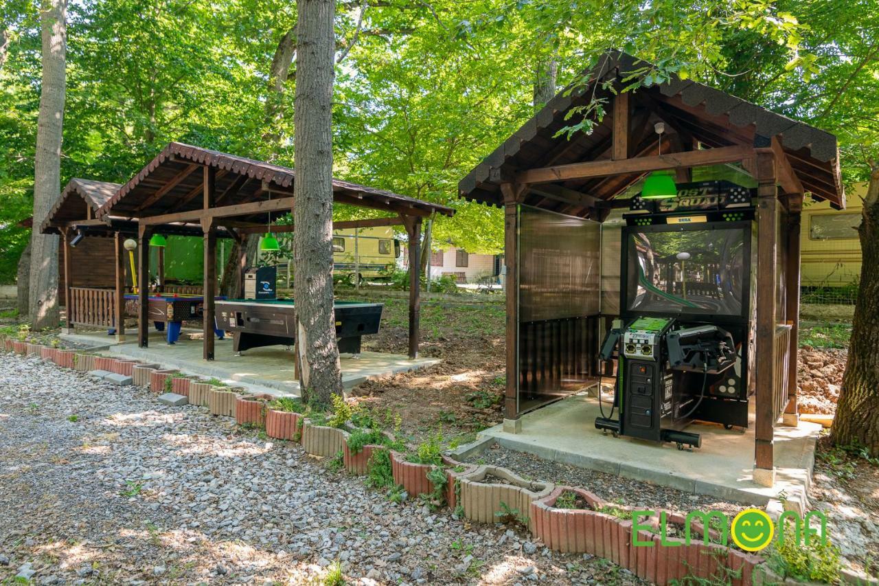Elmona Villas カムチヤ エクステリア 写真